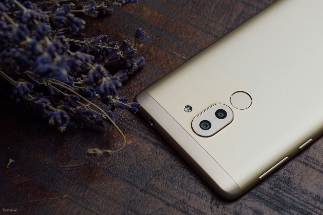 Top những smartphone “nổi như cồn” trên mạng xã hội từ tháng 6 – 8/2017