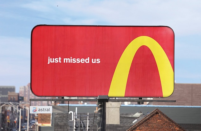 Bảng chỉ đường từ logo đầy sáng tạo của McDonald’s